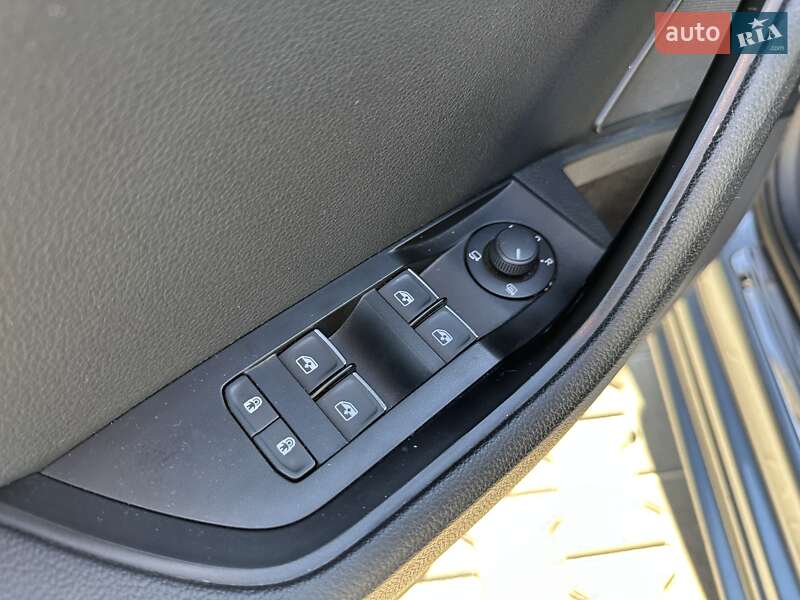 Лифтбек Skoda Superb 2018 в Львове фото 10 Лифтбек Skoda Superb 2018 в Львове