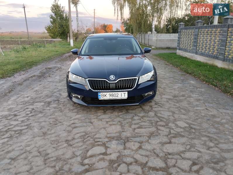 Лифтбек Skoda Superb 2017 в Дубно фото 2 Лифтбек Skoda Superb 2017 в Дубно