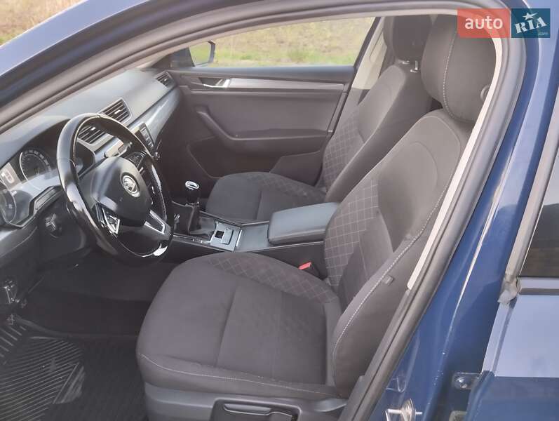 Лифтбек Skoda Superb 2017 в Дубно фото 10 Лифтбек Skoda Superb 2017 в Дубно