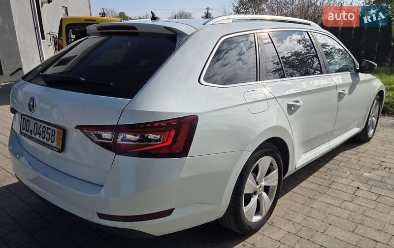 Универсал Skoda Superb 2016 в Бучаче