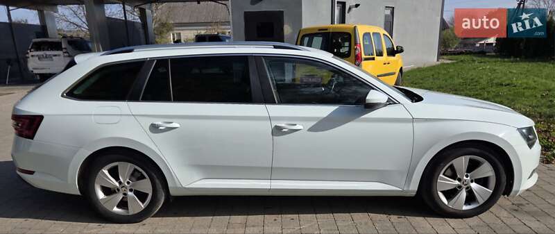 Универсал Skoda Superb 2016 в Бучаче