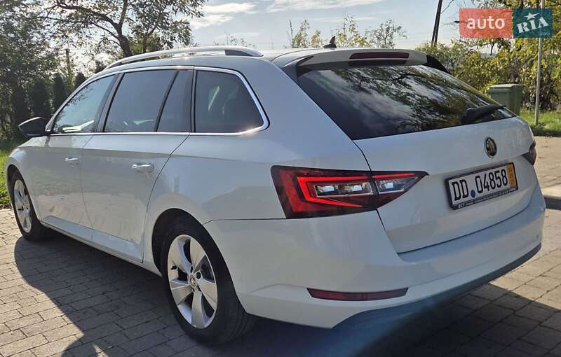 Универсал Skoda Superb 2016 в Бучаче