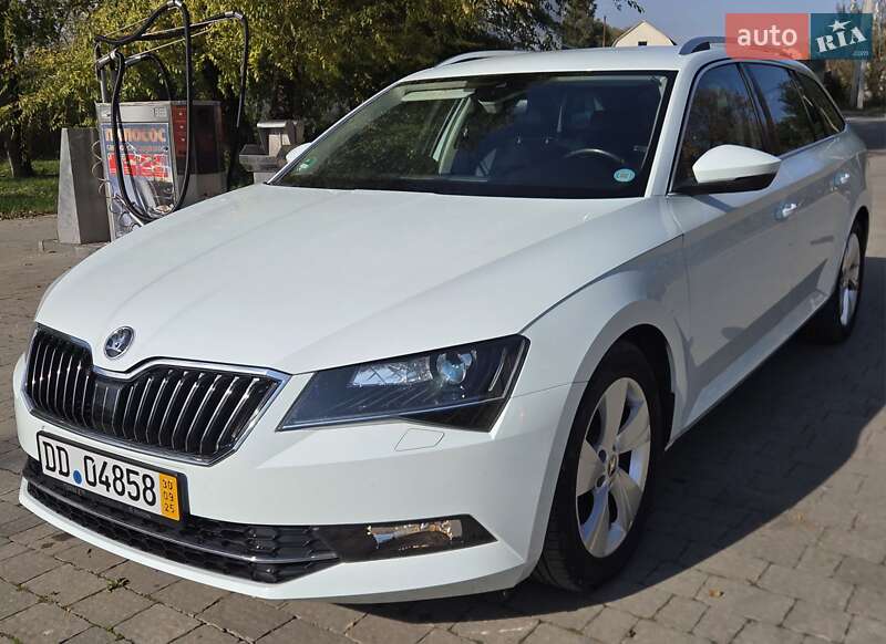 Универсал Skoda Superb 2016 в Бучаче