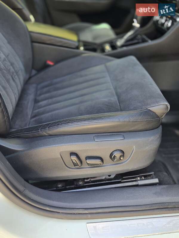 Универсал Skoda Superb 2016 в Бучаче