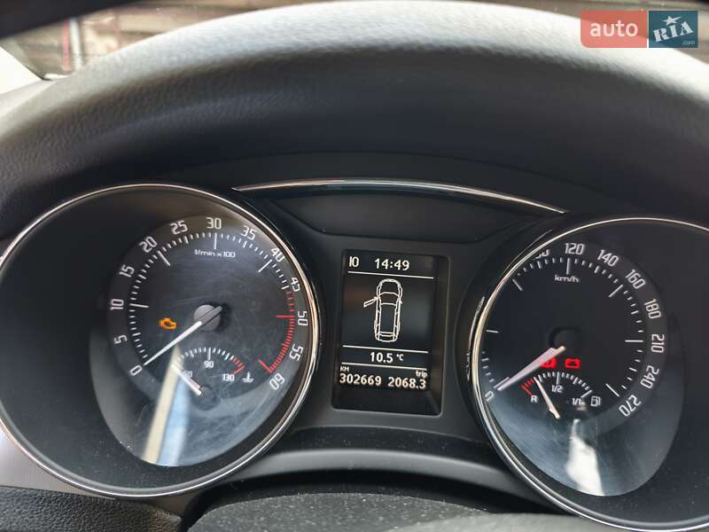 Универсал Skoda Superb 2010 в Житомире фото 3 Универсал Skoda Superb 2010 в Житомире