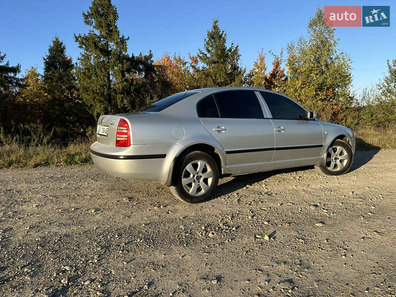 Лифтбек Skoda Superb 2006 в Ивано-Франковске фото 6 Лифтбек Skoda Superb 2006 в Ивано-Франковске
