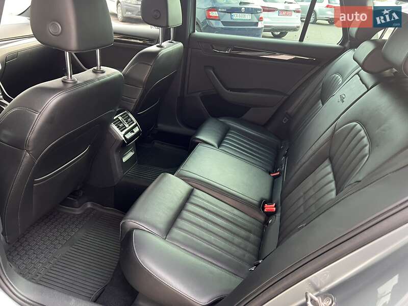 Универсал Skoda Superb 2018 в Ровно