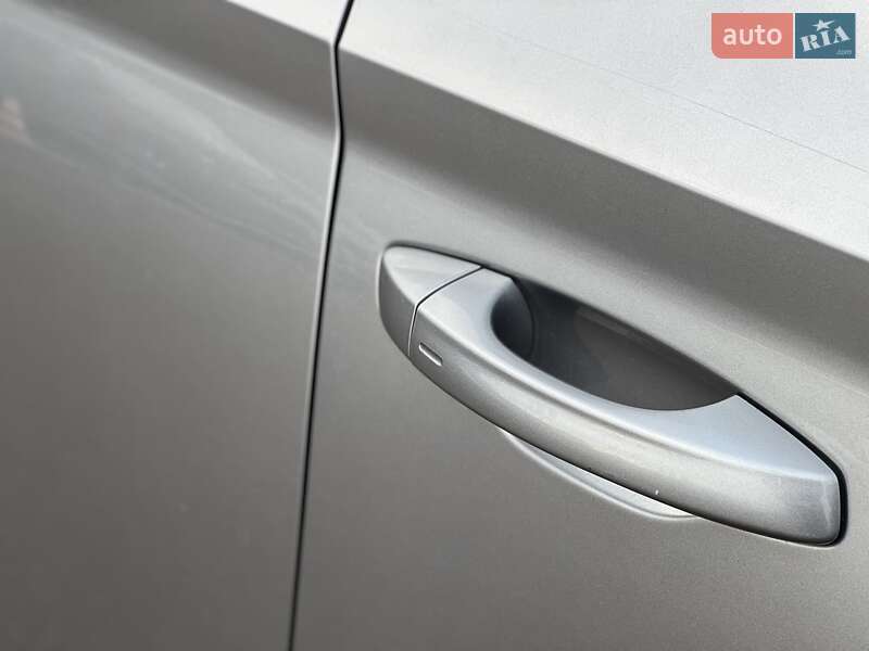 Универсал Skoda Superb 2018 в Ровно