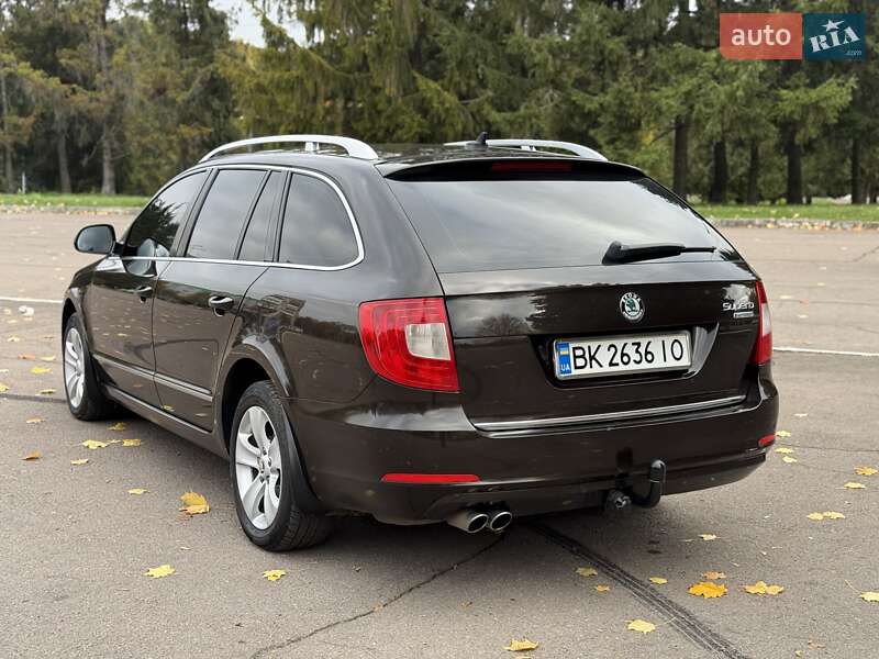 Универсал Skoda Superb 2012 в Ровно фото 28 Универсал Skoda Superb 2012 в Ровно