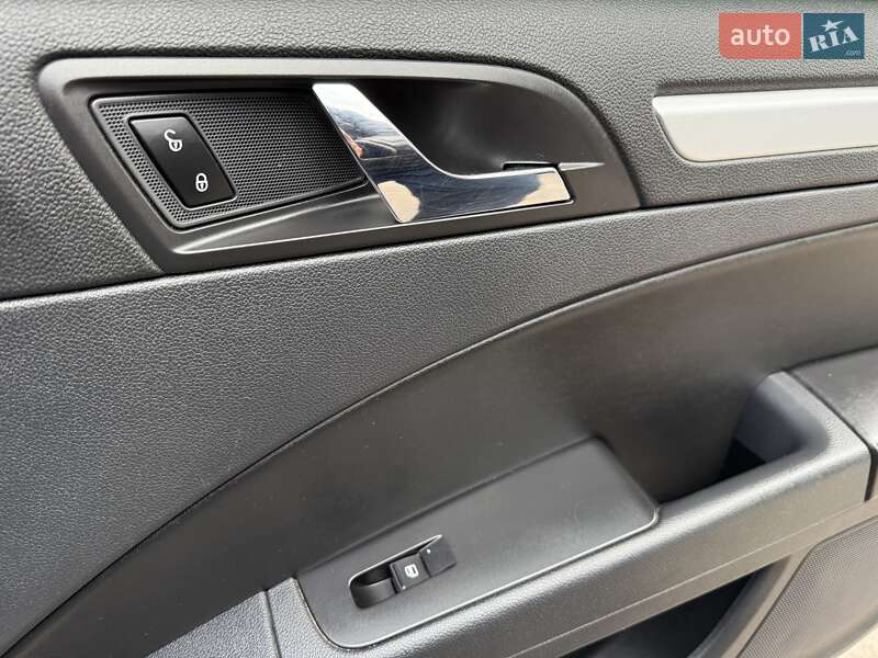 Универсал Skoda Superb 2012 в Ровно фото 35 Универсал Skoda Superb 2012 в Ровно
