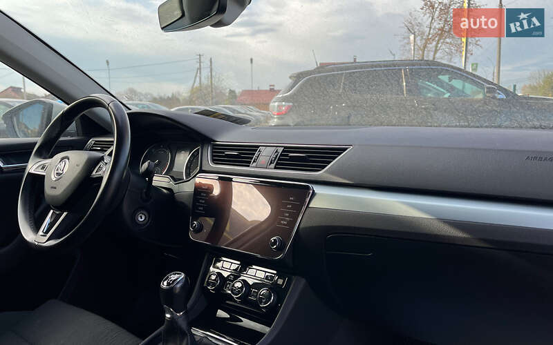 Універсал Skoda Superb 2019 в Коломиї фото 19 Універсал Skoda Superb 2019 в Коломиї