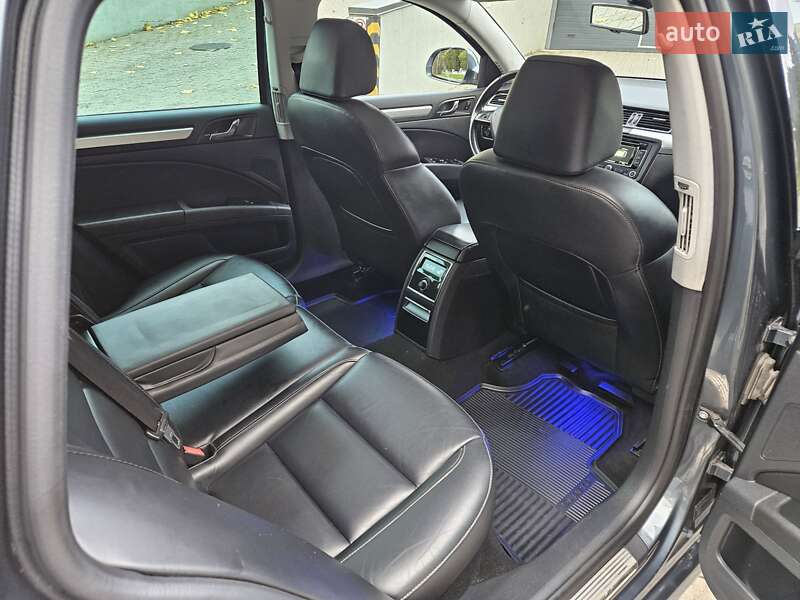 Универсал Skoda Superb 2014 в Львове