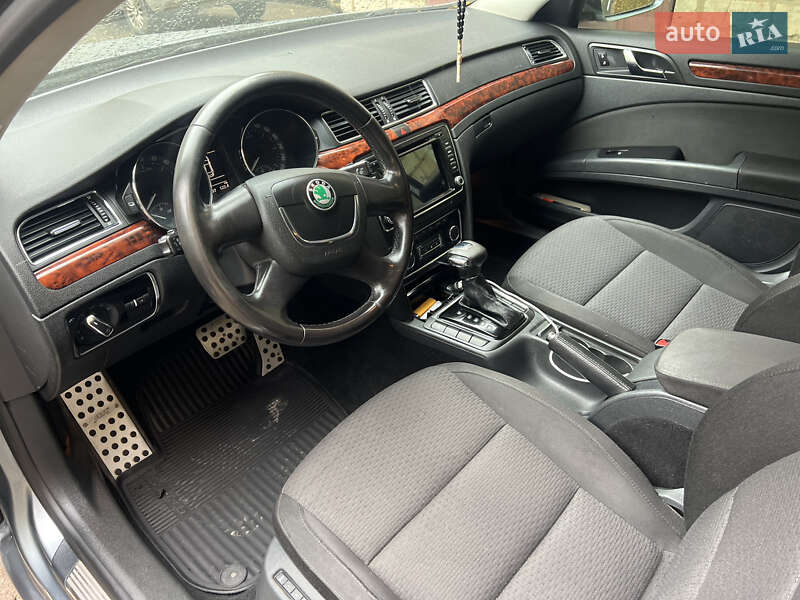 Лифтбек Skoda Superb 2011 в Кривом Роге фото 16 Лифтбек Skoda Superb 2011 в Кривом Роге