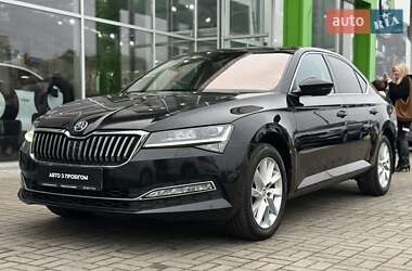 Лифтбек Skoda Superb 2020 в 
