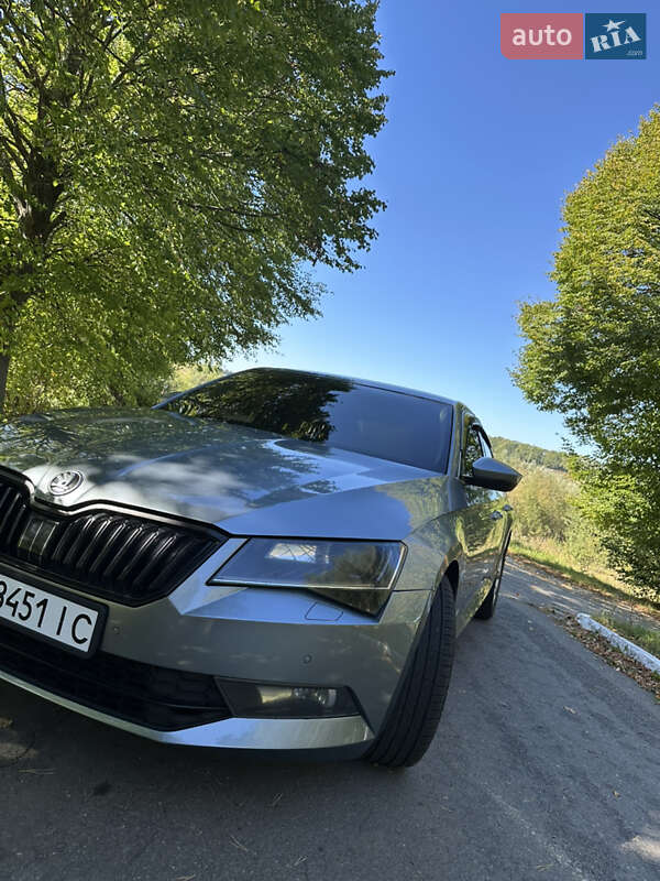 Лифтбек Skoda Superb 2017 в Виннице фото 4 Лифтбек Skoda Superb 2017 в Виннице