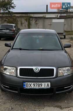 Лифтбек Skoda Superb 2003 в Хмельницком