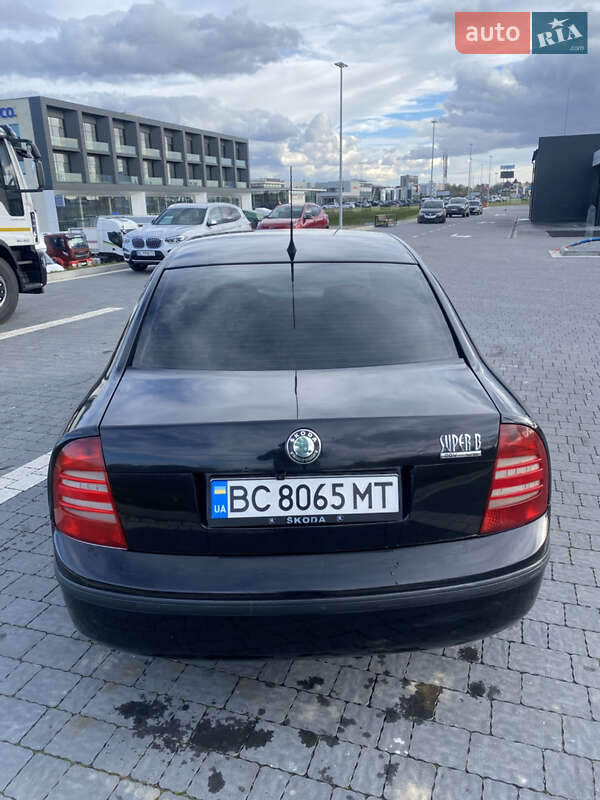 Лифтбек Skoda Superb 2006 в Львове