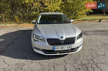 Лифтбек Skoda Superb 2016 в Хмельницком