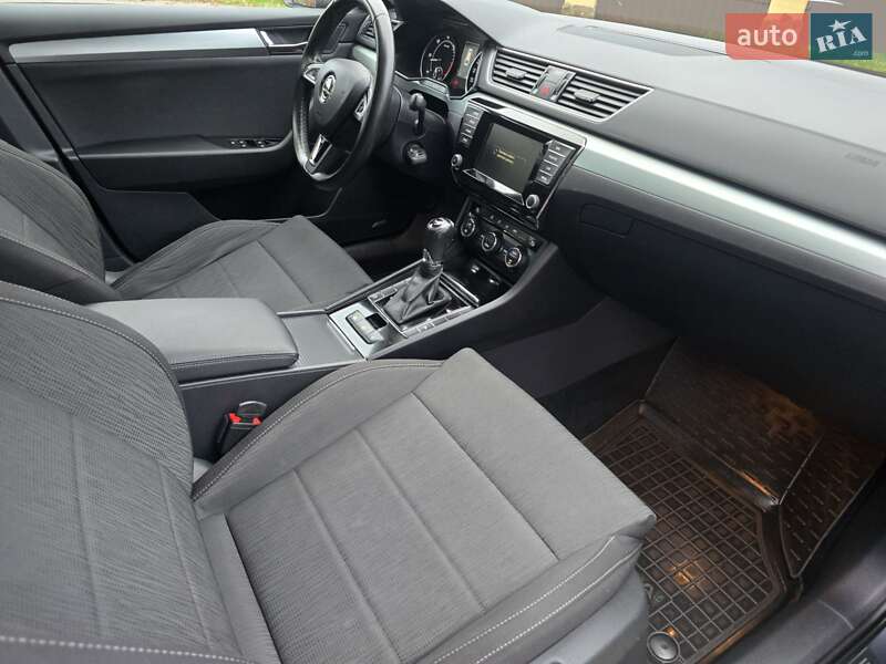 Універсал Skoda Superb 2015 в Києві фото 5 Універсал Skoda Superb 2015 в Києві