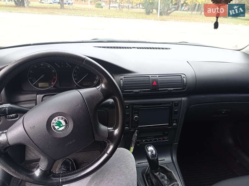 Ліфтбек Skoda Superb 2008 в Рівному фото 12 Ліфтбек Skoda Superb 2008 в Рівному