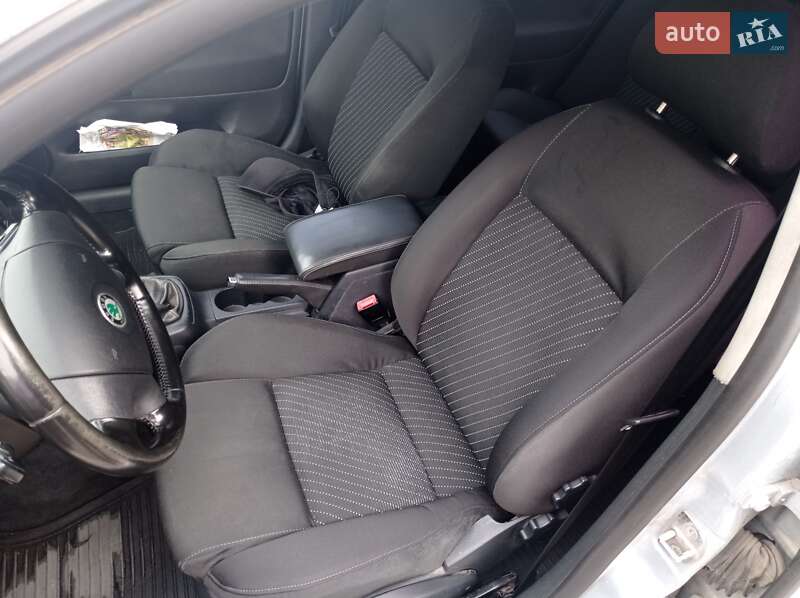 Ліфтбек Skoda Superb 2008 в Рівному фото 13 Ліфтбек Skoda Superb 2008 в Рівному