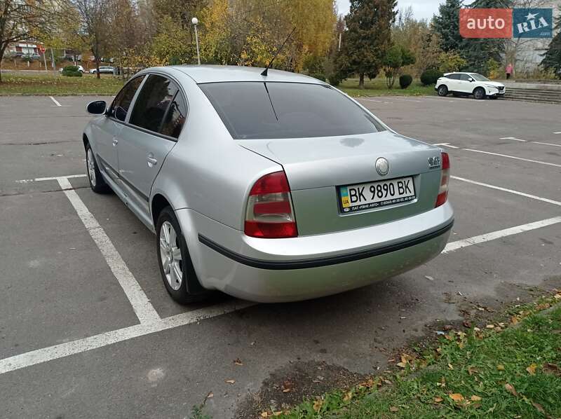 Ліфтбек Skoda Superb 2008 в Рівному фото 21 Ліфтбек Skoda Superb 2008 в Рівному