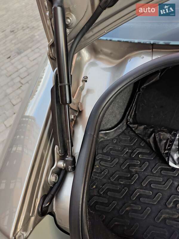 Лифтбек Skoda Superb 2007 в Нетешине