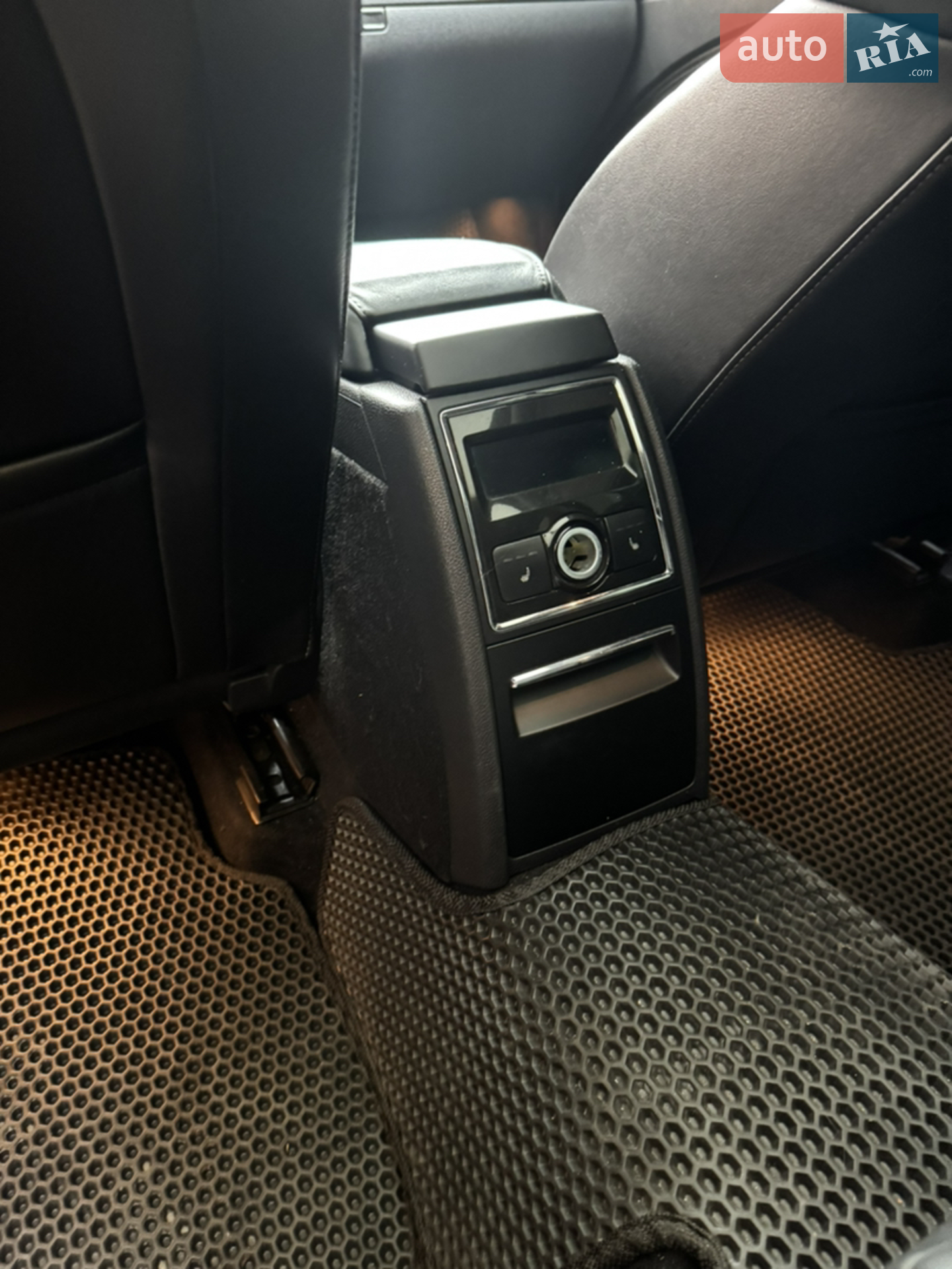 2014 Skoda Superb - мініатюра 7
