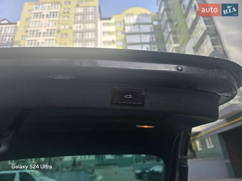 Універсал Skoda Superb 2012 в Івано-Франківську