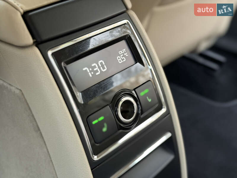 Універсал Skoda Superb 2012 в Рівному