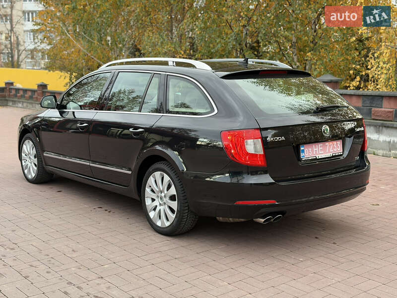 Універсал Skoda Superb 2012 в Рівному