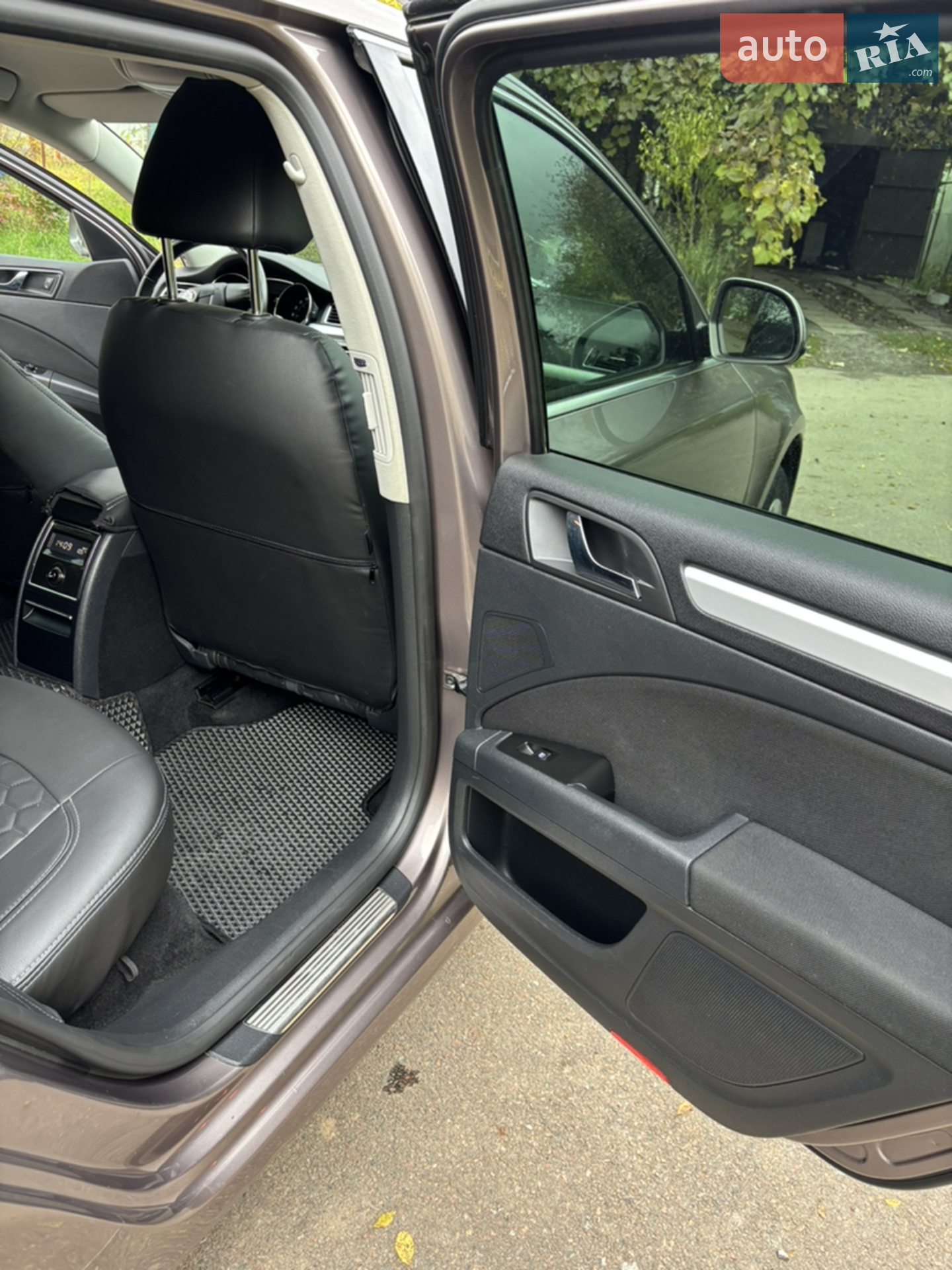 2010 Skoda Superb - мініатюра 17