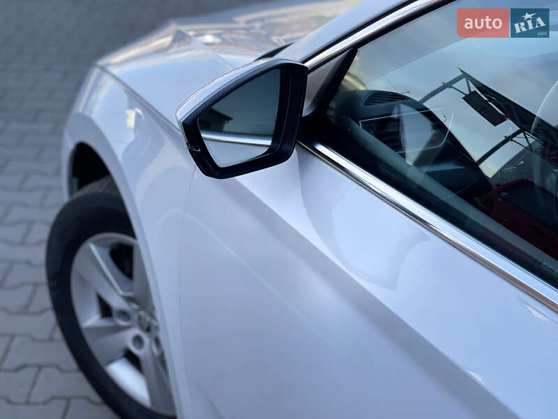 Универсал Skoda Superb 2017 в Нововолынске фото 18 Универсал Skoda Superb 2017 в Нововолынске