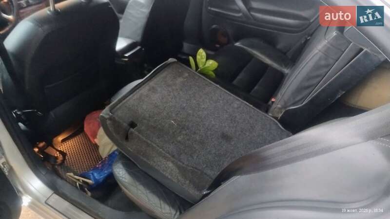 Лифтбек Skoda Superb 2006 в Запорожье