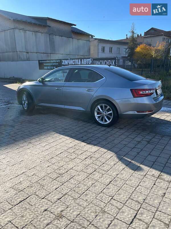 Лифтбек Skoda Superb 2015 в Ивано-Франковске фото 3 Лифтбек Skoda Superb 2015 в Ивано-Франковске