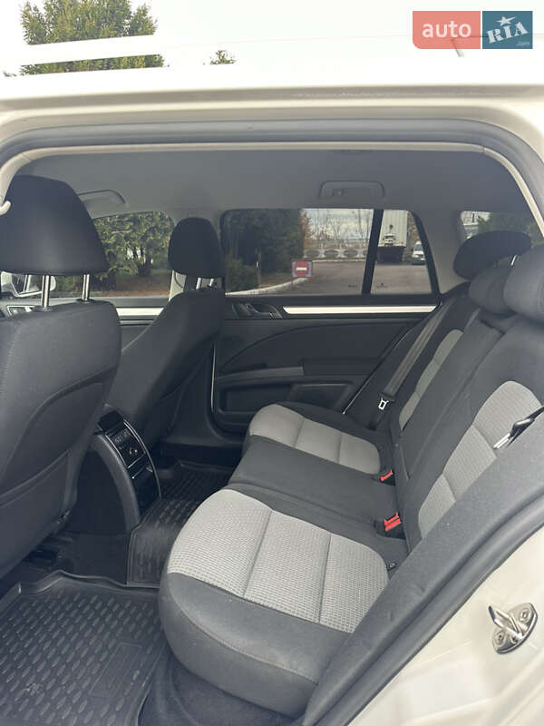 Универсал Skoda Superb 2012 в Ровно фото 9 Универсал Skoda Superb 2012 в Ровно