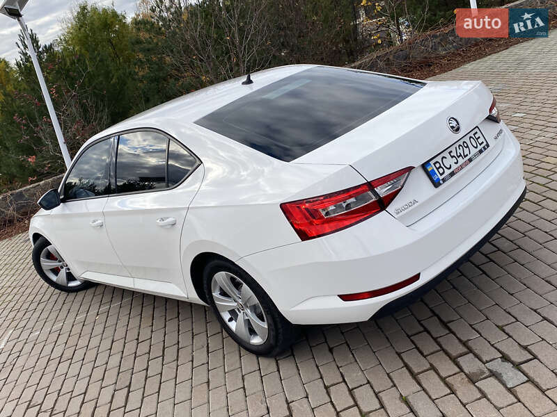 Лифтбек Skoda Superb 2016 в Виннице фото 5 Лифтбек Skoda Superb 2016 в Виннице