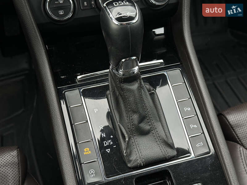 Лифтбек Skoda Superb 2016 в Мукачево