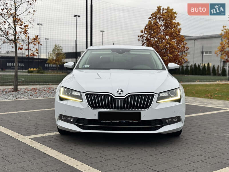 Лифтбек Skoda Superb 2017 в Мукачево