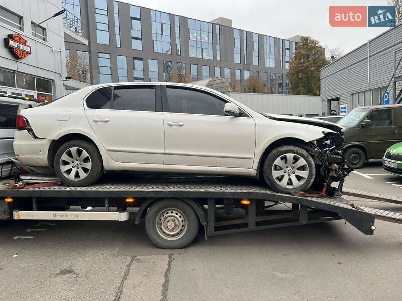 Ліфтбек Skoda Superb 2013 в Києві фото 3 Ліфтбек Skoda Superb 2013 в Києві