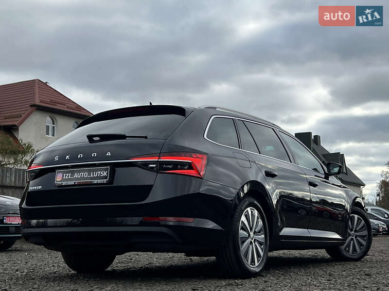 Универсал Skoda Superb 2021 в Луцке