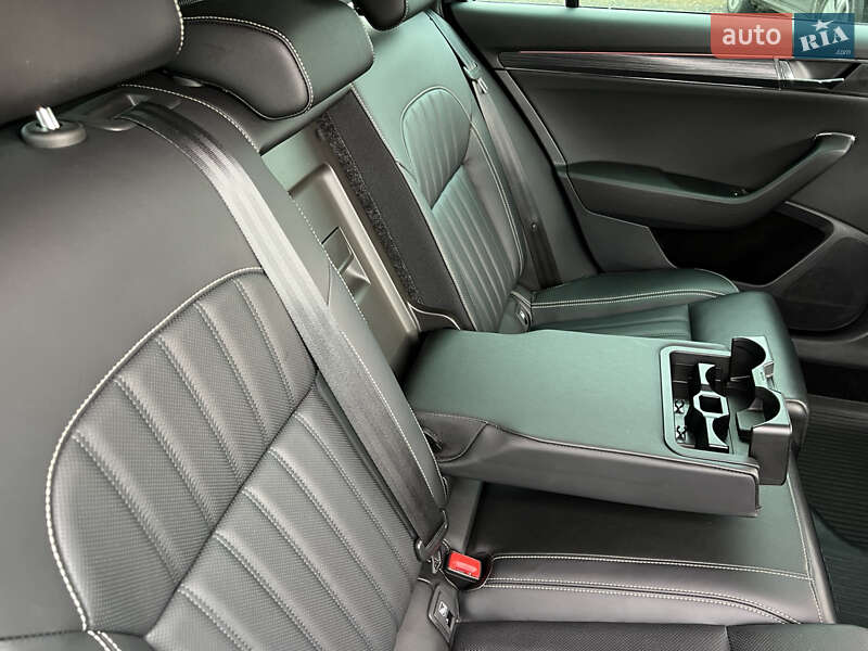Универсал Skoda Superb 2021 в Луцке