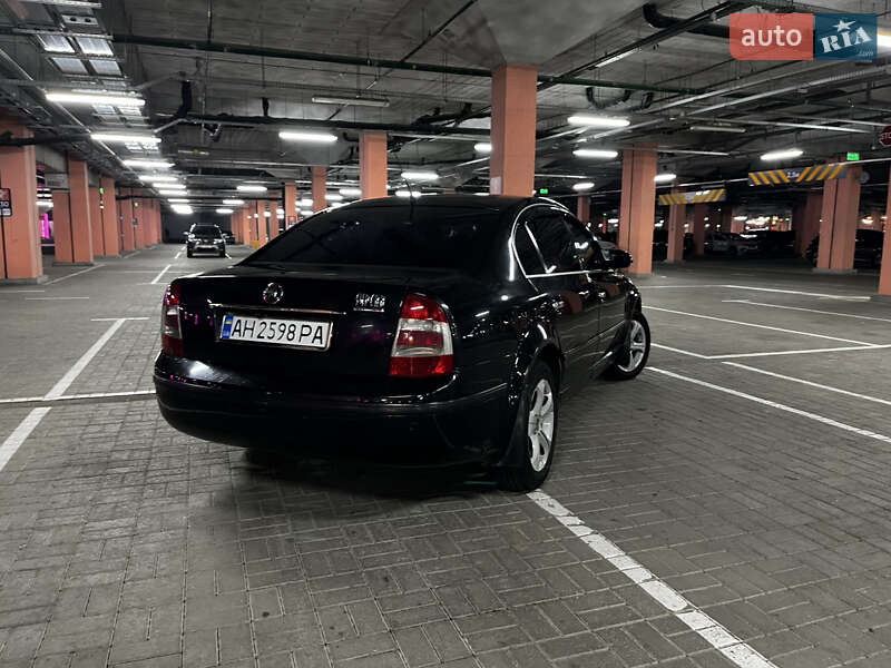 Лифтбек Skoda Superb 2007 в Киеве