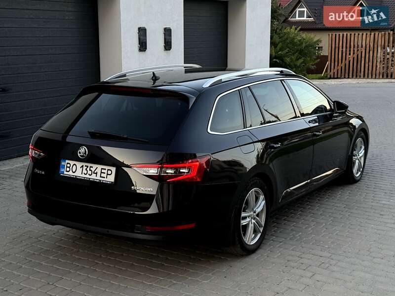 Универсал Skoda Superb 2016 в Чорткове