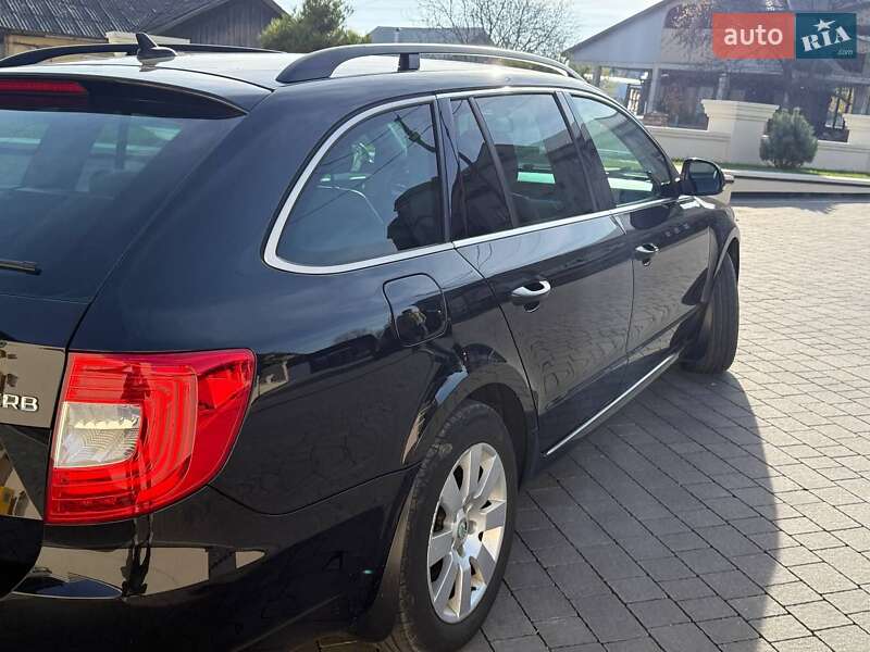 Универсал Skoda Superb 2013 в Кицмани