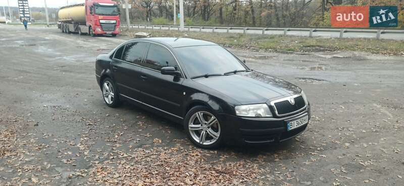 Лифтбек Skoda Superb 2004 в Машевке