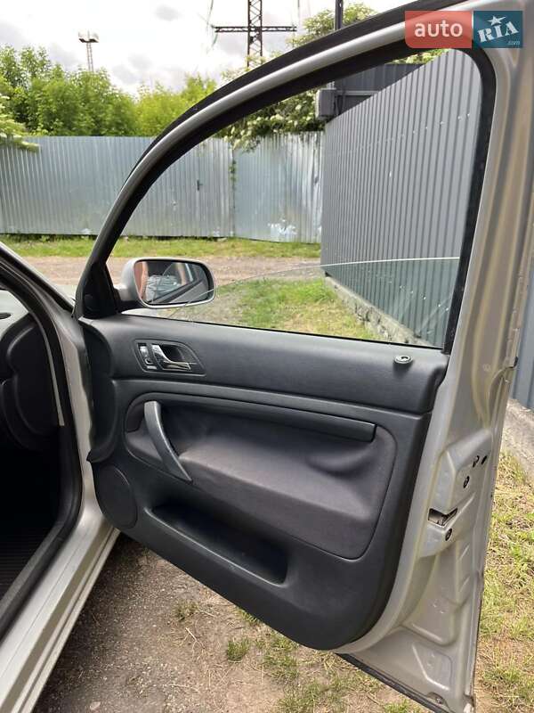 Лифтбек Skoda Superb 2006 в Василькове