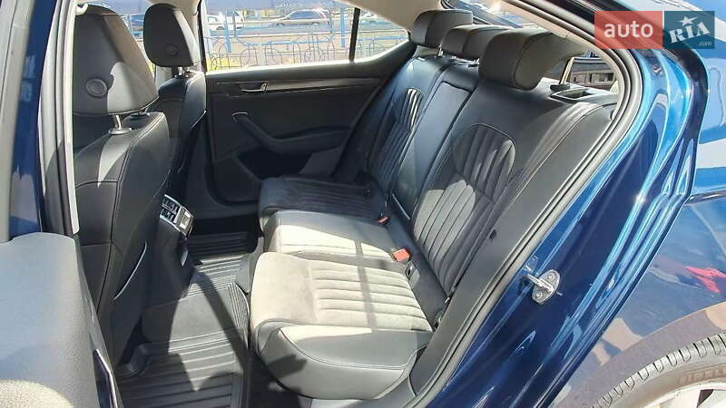 Лифтбек Skoda Superb 2021 в Киеве