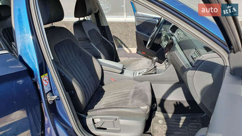 Лифтбек Skoda Superb 2021 в Киеве