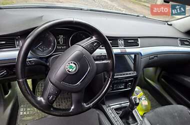 Лифтбек Skoda Superb 2009 в Иршаве
